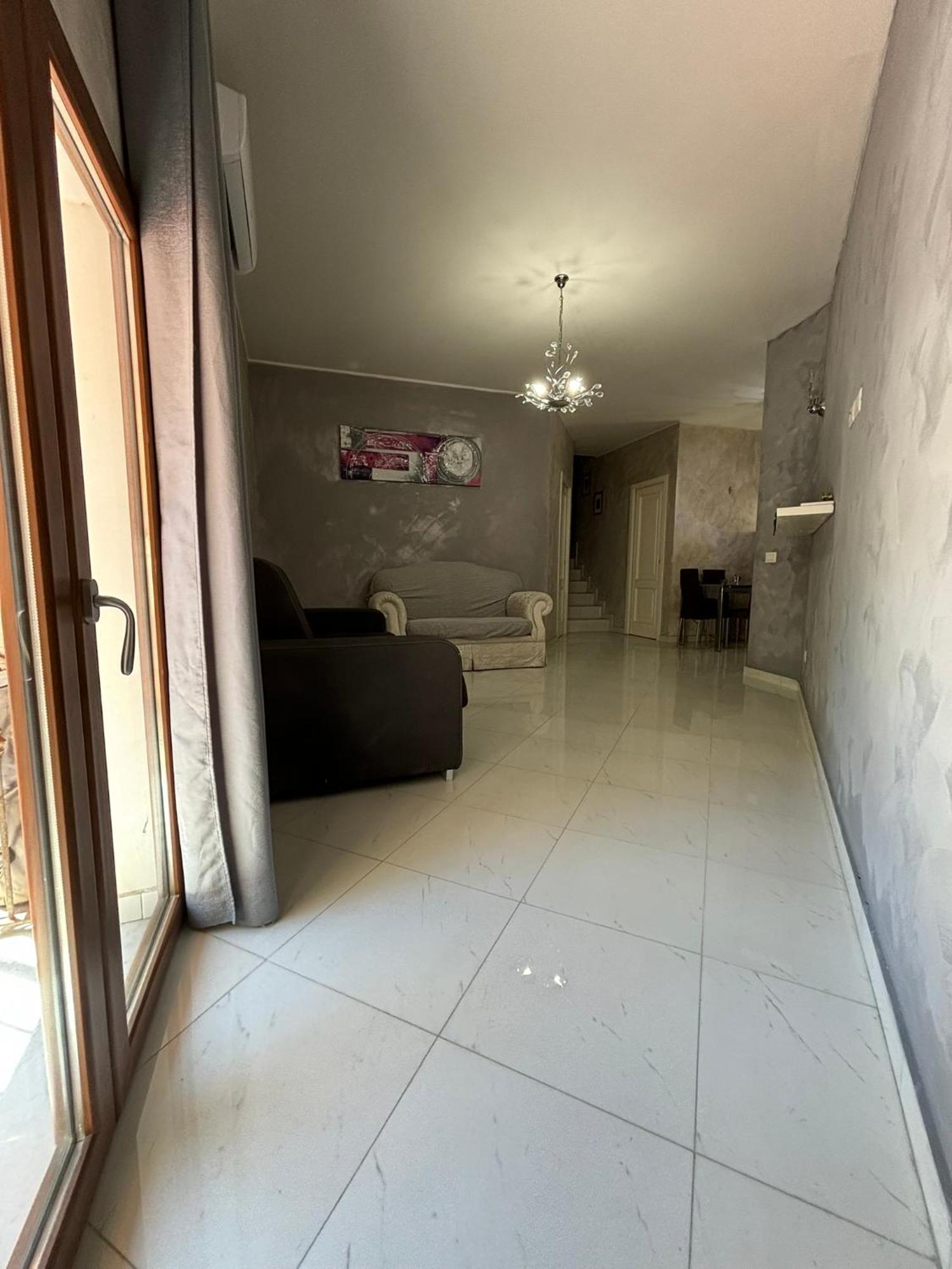 Ilary House Apartment